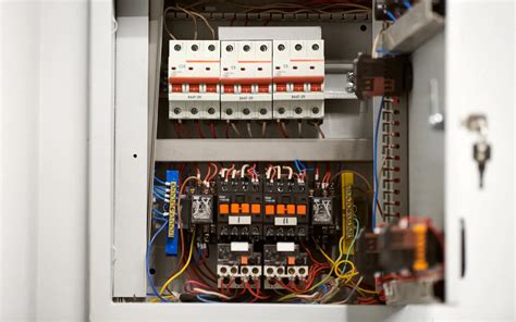 what is the standard power distribution box for a neighborhood|residential voltage distribution.